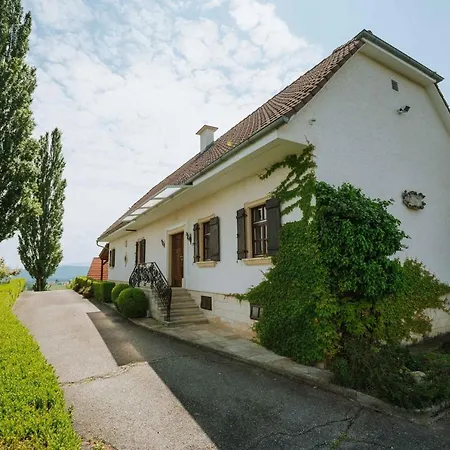 Holiday home Ferienhaus Livia Ratsch an der Weinstrasse